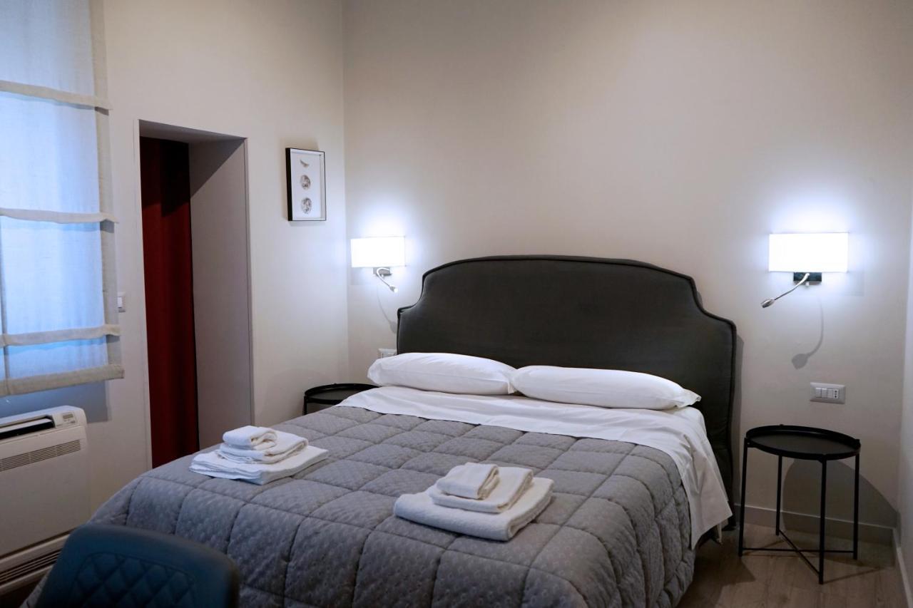 Re Di Smirne By Apulia Accommodation บารี ภายนอก รูปภาพ