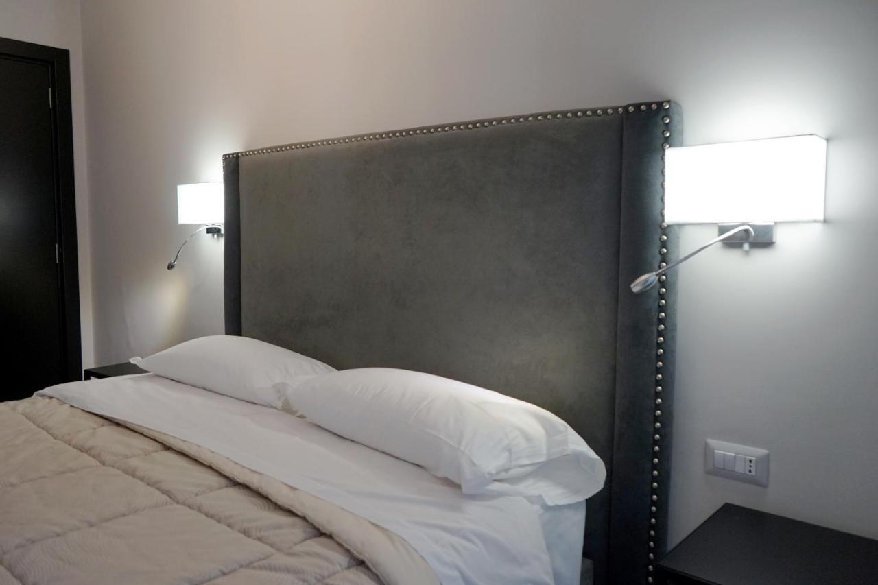 Re Di Smirne By Apulia Accommodation บารี ภายนอก รูปภาพ