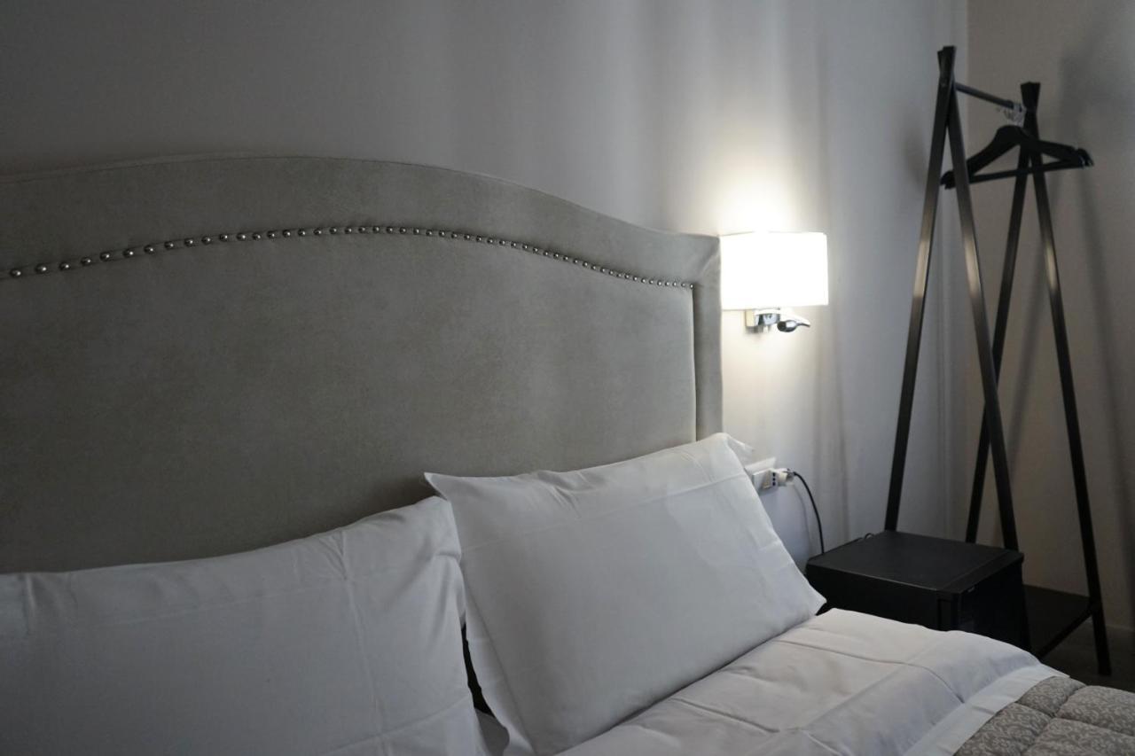 Re Di Smirne By Apulia Accommodation บารี ภายนอก รูปภาพ