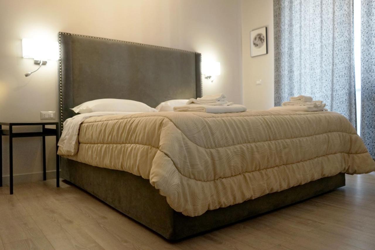Re Di Smirne By Apulia Accommodation บารี ภายนอก รูปภาพ